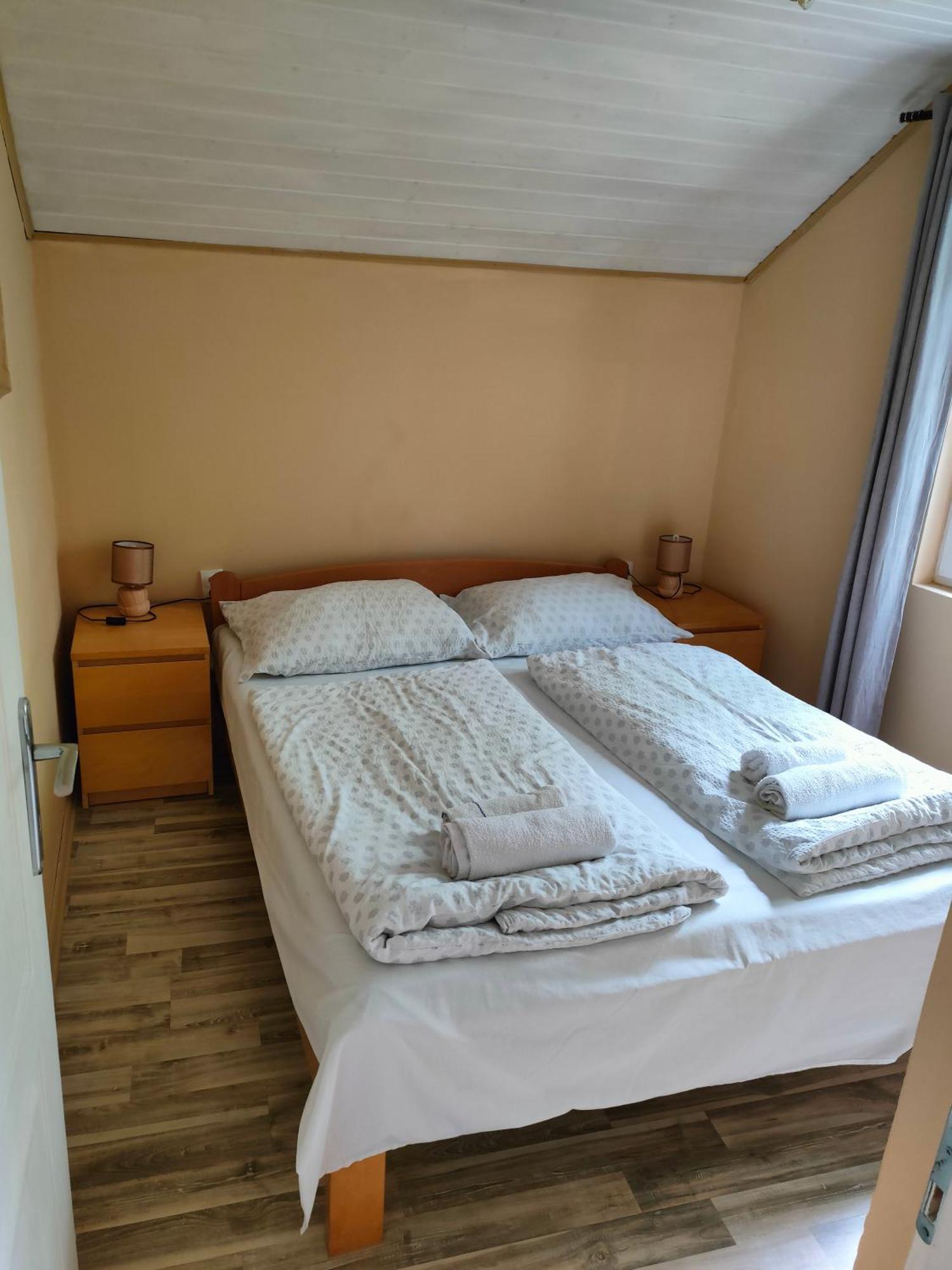 Joky Katona Rooms & Apartments Palić Eksteriør billede